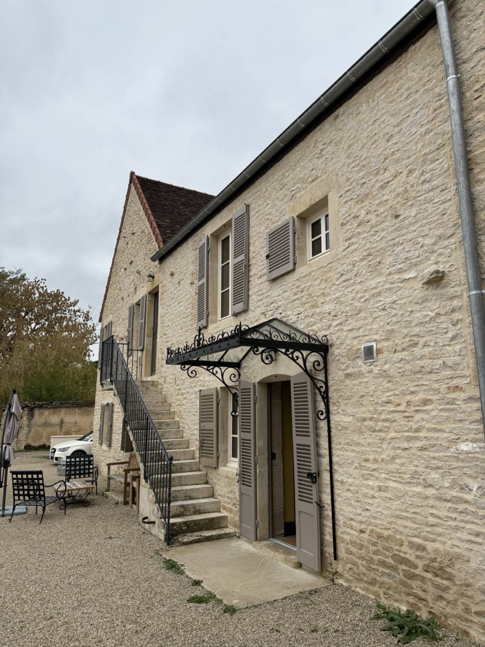 Alussia: la Borgogna senza trucco di Alexandra Wilson