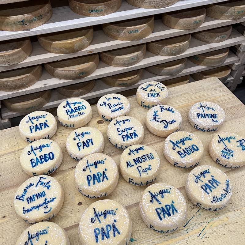 Formaggio Mini Hay e Bottiglia di Vino SEI IL MIO IDOL!