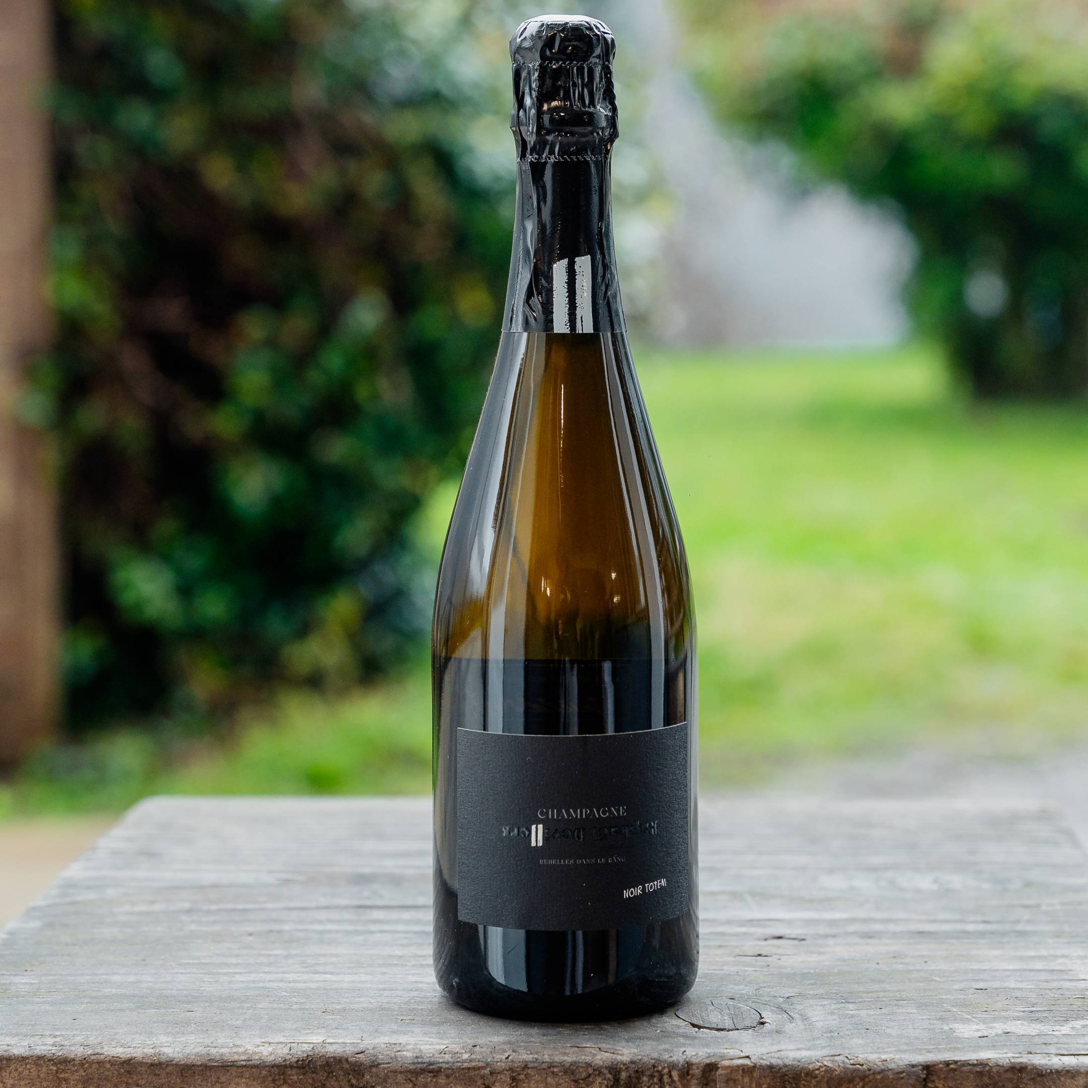 Raphael Devillers Champagne Noir Totem