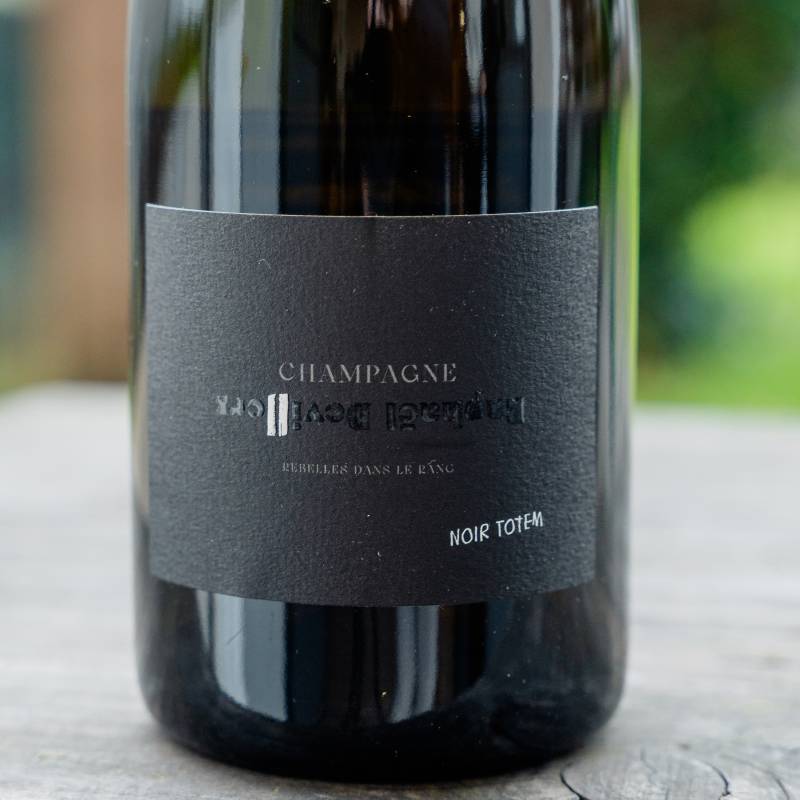 Champagne Noir Totem