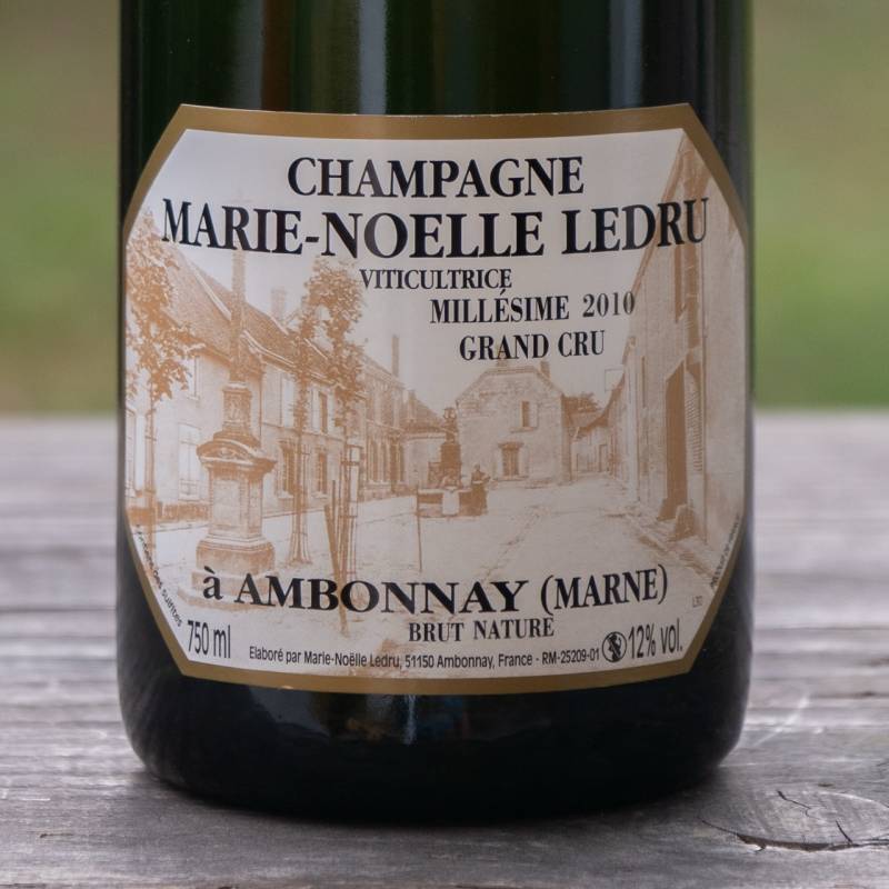 Champagne Millesime Grand Cru 2010